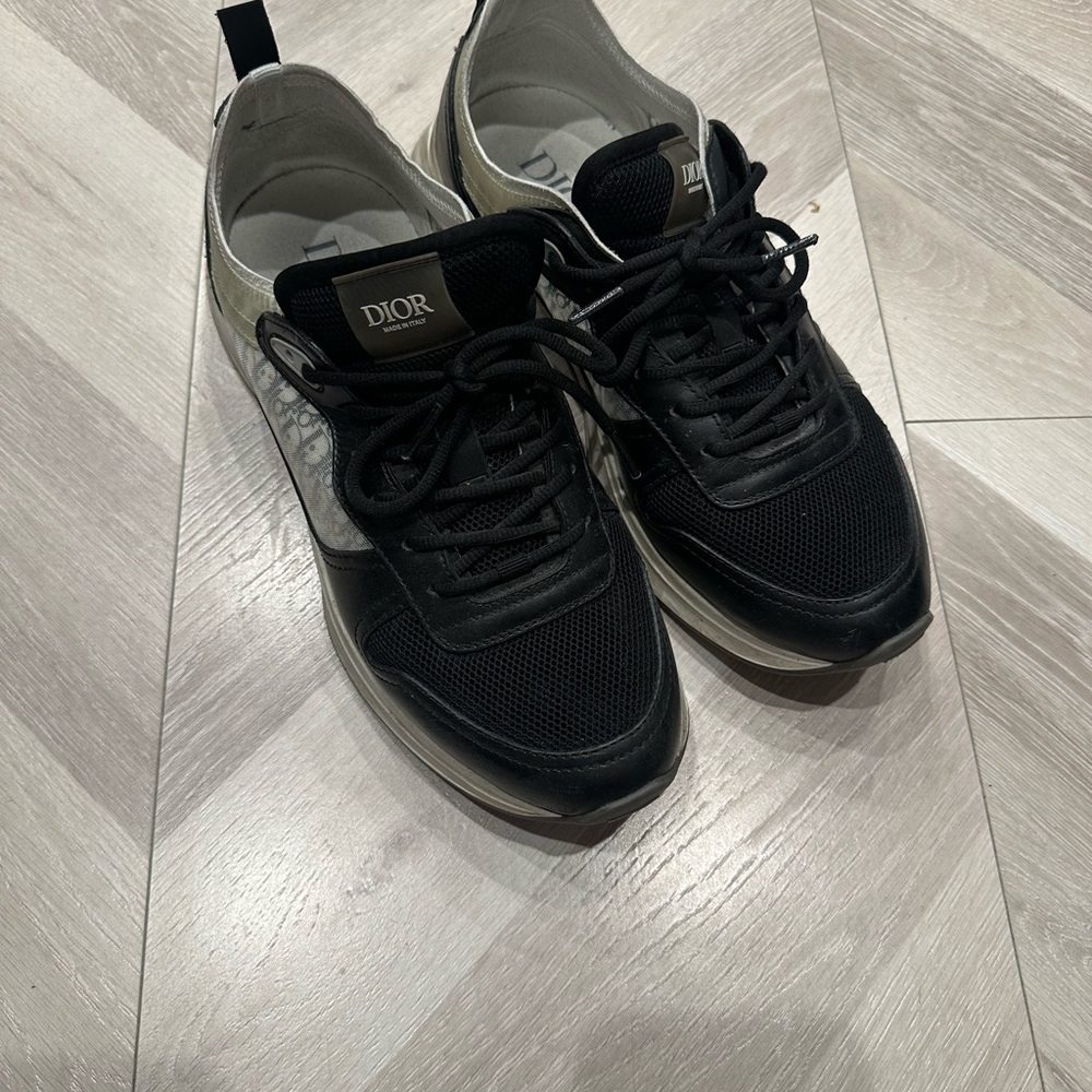 Dior Men's Black and White Sneakers